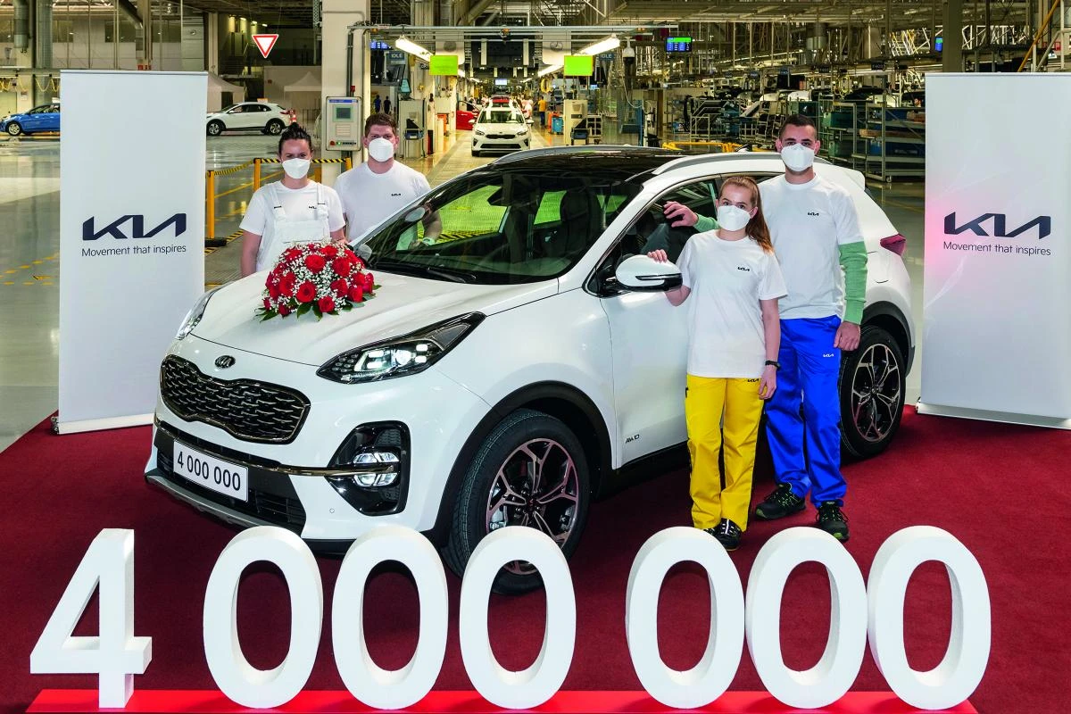 Kia plant in Slovakia hit 4,000,000 mark!!! Our plant in Zilina
produces Sportage and our entire Cee