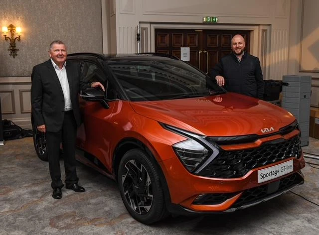 Gus and Dave with the All New Sportage!! Stunning SUV loaded with Spec!!