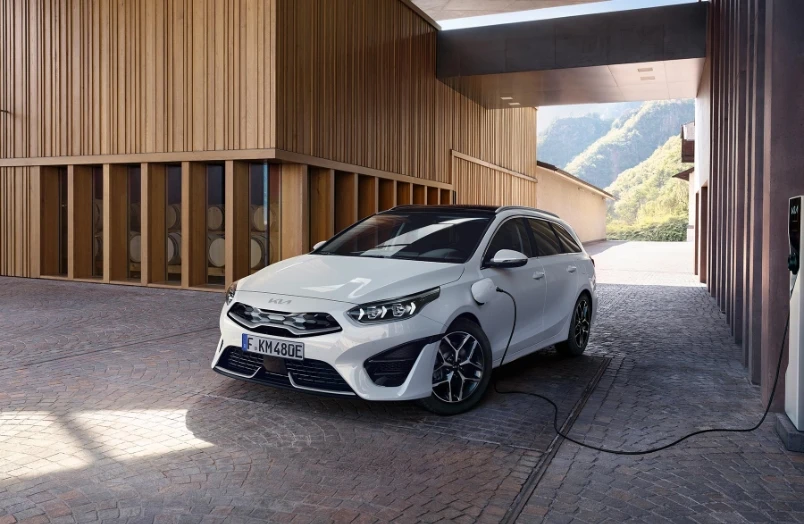 Kia ceed hybrid shop diesel